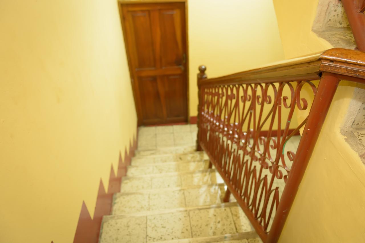 Hostal Fachente León Zewnętrze zdjęcie